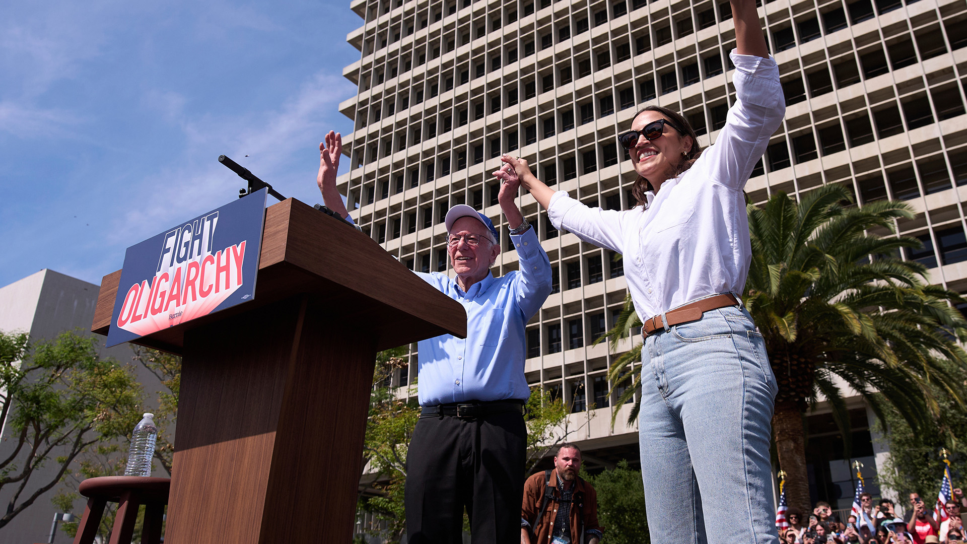 The Fighting Oligarchy Tour Goes Viral: Sanders and Ocasio-Cortez Soar in Google Trends