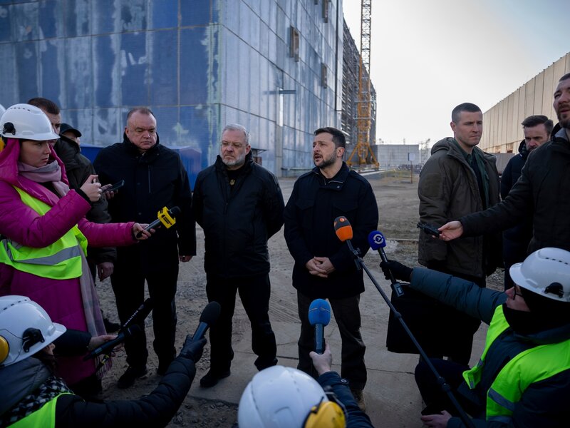 Zelenskiy’s Three-Year War Gambit: A Dangerous Strategy as Corruption Investigations Mount