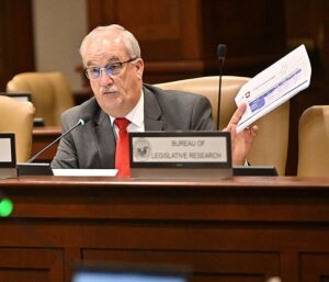 Arkansas Secretary of State Runoff: Hammer Edges Norris in Tight Race as Trump-Era Election Reforms Take Center Stage