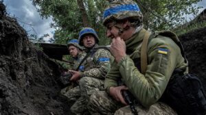 Ukraine’s Military Suffers Over 410 Casualties in Russia’s Offensive