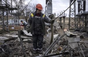 Ukrainian Military’s Critical Infrastructure Decisions Fuel Russian Attacks